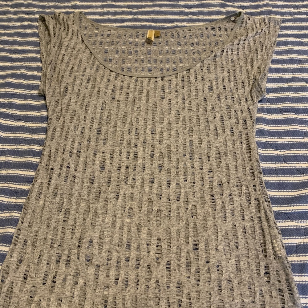 Buckle medium, gray top